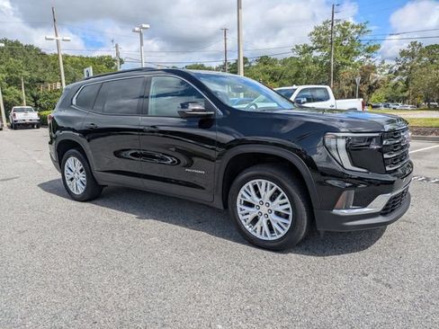 Used 2026 GMC Acadia Elevation w/ Elevation Premium Package FWD image 3