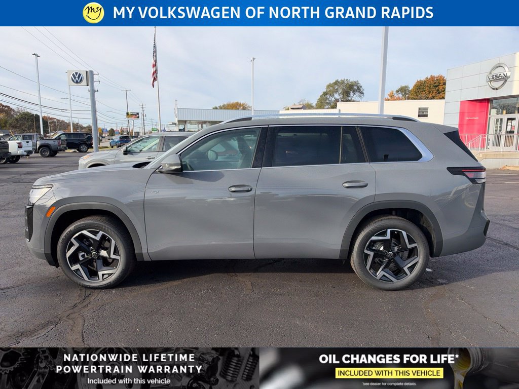 New 2027 Volkswagen Atlas SEL R-Line AWD/4WD image 2