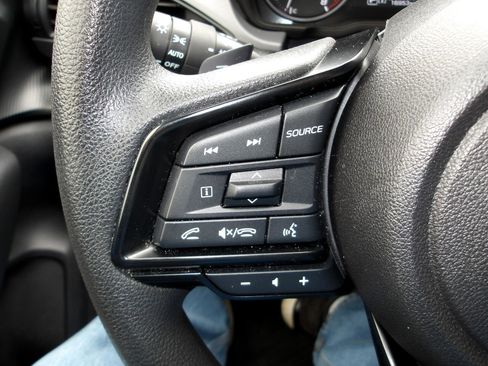 Used 2024 Subaru Crosstrek 2.0i Premium image 15