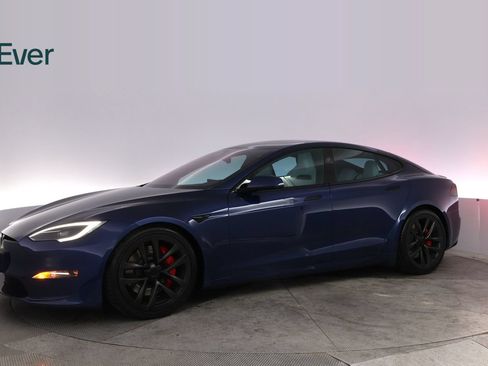 Used 2025 Tesla Model S Plaid AWD/4WD image 18