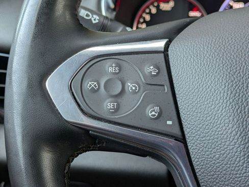 Certified 2023 Chevrolet Traverse Premier FWD image 15