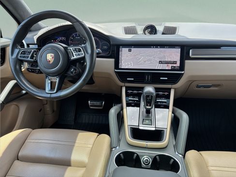 Used 2019 Porsche Cayenne Turbo AWD/4WD image 8