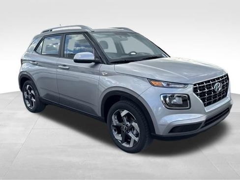 New 2026 Hyundai Venue SEL FWD image 7