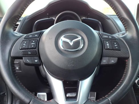 Used 2014 MAZDA MAZDA3 s Grand Touring w/ Technology Package FWD image 16