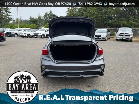 Used 2023 Kia Forte LXS FWD image 7