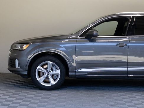 Used 2024 Audi Q7 2.0T Premium w/ Convenience Package AWD/4WD image 8