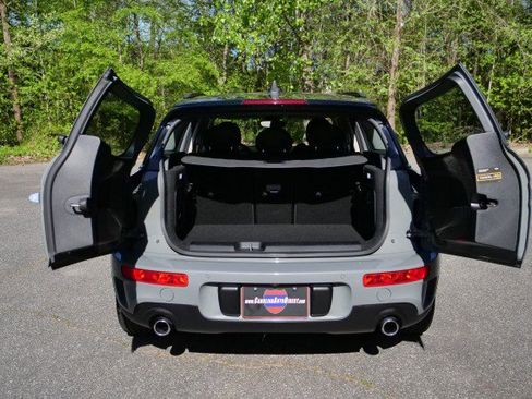 Used 2017 MINI Cooper Clubman S image 29