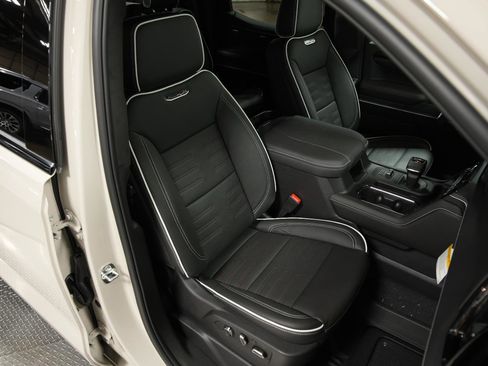 New 2026 GMC Sierra 1500 AT4X image 14