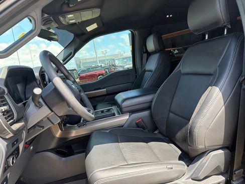 Used 2025 Ford F150 STX w/ Equipment Group 201A FX4 AWD/4WD image 9