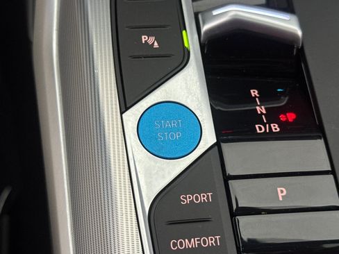 Certified 2023 BMW i4 eDrive35 RWD image 32