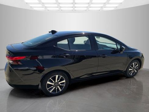 Used 2025 Nissan Versa SV FWD image 8