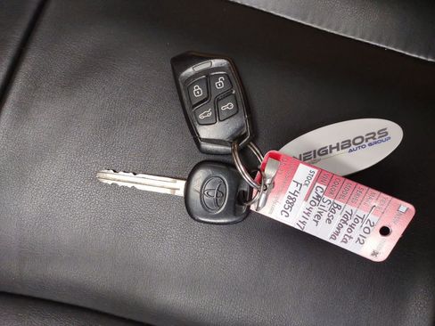 Used 2012 Toyota Tacoma 4x4 Double Cab w/ TRD Sport Pkg image 28