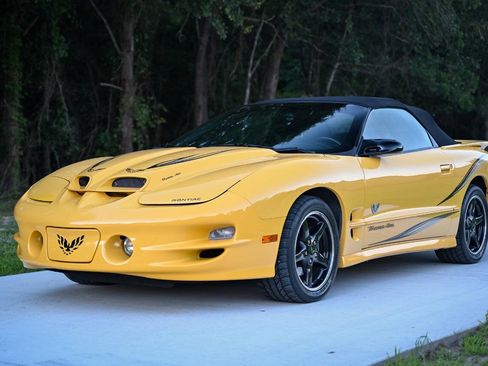 Used 2002 Pontiac Firebird Trans Am RWD image 65