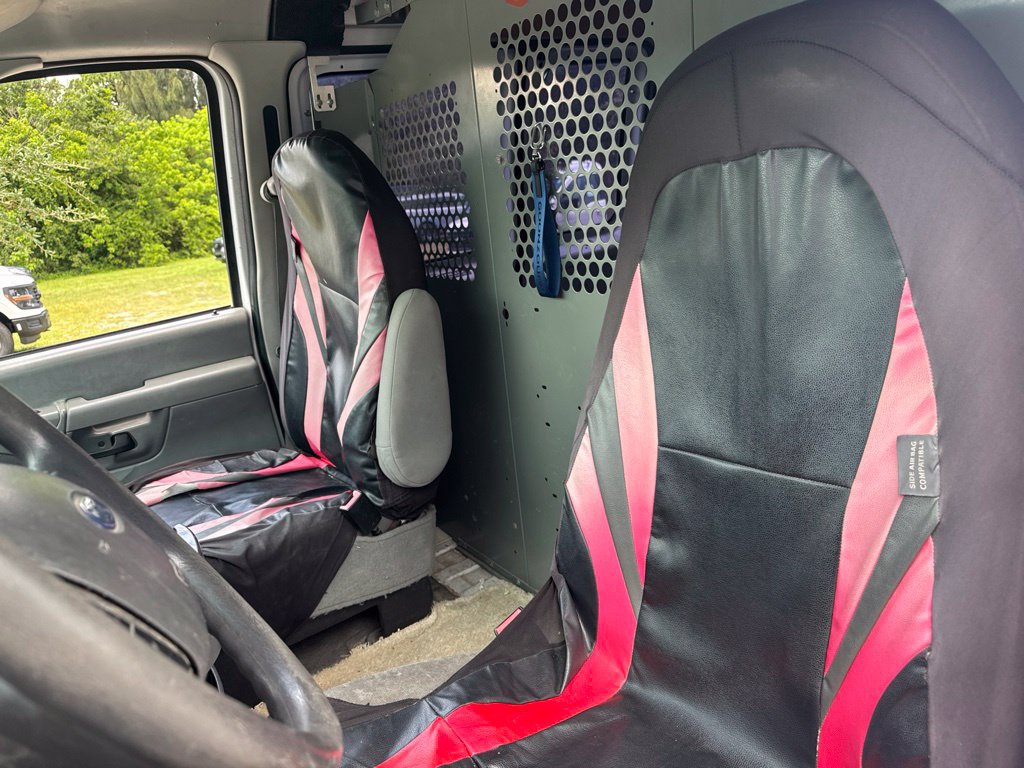 Used 2008 Ford E-250 and Econoline 250 RWD image 10