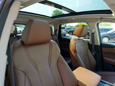 Used 2025 Acura MDX SH-AWD w/ Technology Package image 40