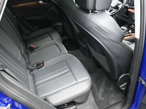Used 2023 Audi Q5 e Prestige w/ Prestige Package AWD/4WD image 38