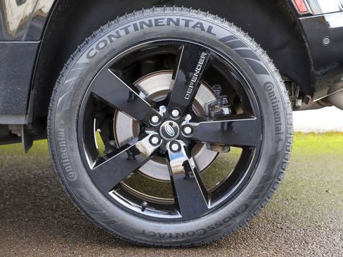 Used 2024 Land Rover Defender 110 V8 image 67