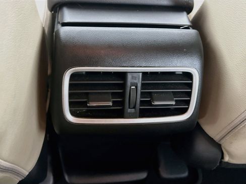 Used 2015 Honda CR-V Touring image 27