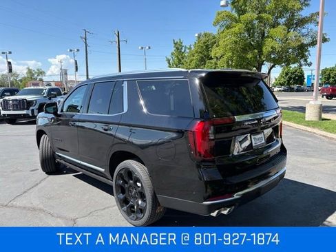 New 2026 GMC Yukon Denali w/ Denali Reserve Package AWD/4WD image 4