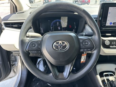 Used 2026 Toyota Corolla LE FWD image 18