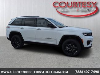 New 2025 Jeep Grand Cherokee Limited w/ Black Appearance Package video 1