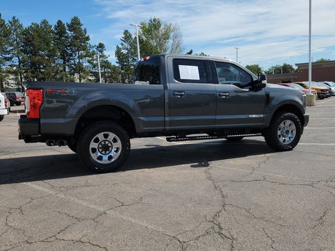 Used 2019 Ford F350 Lariat w/ Lariat Ultimate Package AWD/4WD image 11