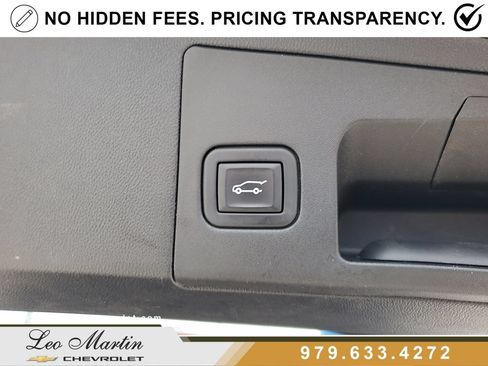 Used 2024 Cadillac XT5 Premium Luxury AWD/4WD image 8