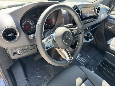 New 2025 Mercedes-Benz Sprinter 2500 image 8