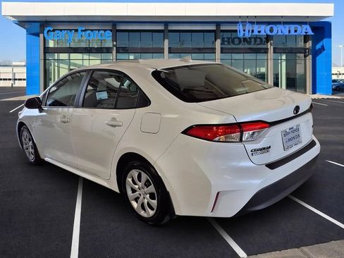 Used 2026 Toyota Corolla LE FWD image 3