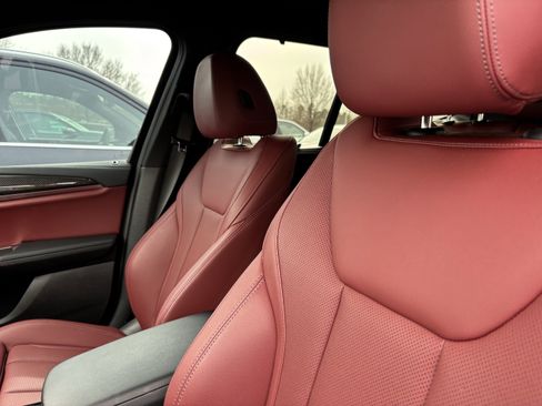 Used 2023 BMW X3 M40i w/ Premium Package image 16