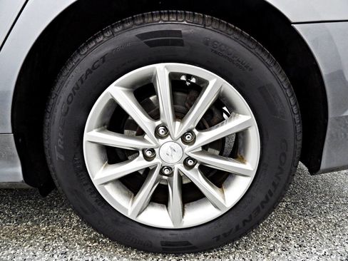 Used 2019 Hyundai Sonata SE image 19