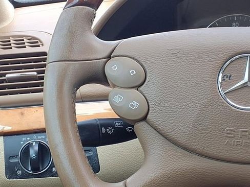 Used 2007 Mercedes-Benz E 350 Sedan image 16