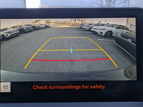 Used 2024 Toyota Prius Prime SE image 29