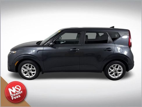 Used 2022 Kia Soul LX w/ Technology Package image 7