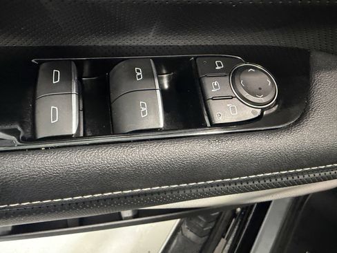 Used 2024 GMC Sierra EV Denali AWD/4WD image 32