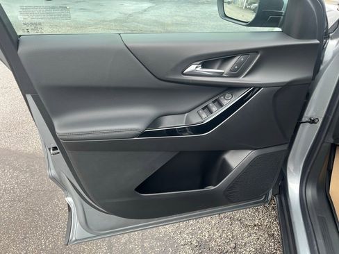 New 2026 Chevrolet Equinox LT image 9