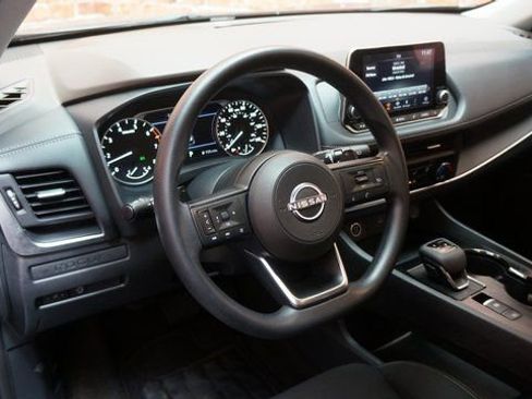 Certified 2023 Nissan Rogue S image 9