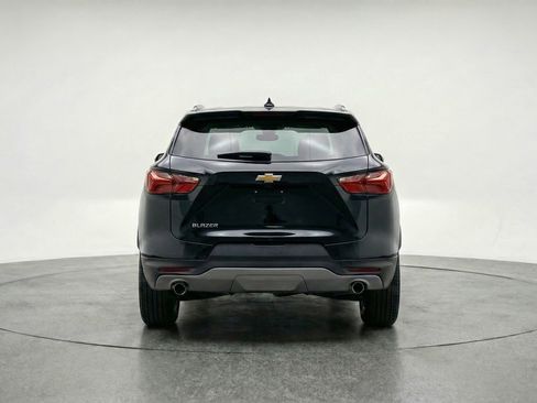 Used 2025 Chevrolet Blazer LT FWD image 7
