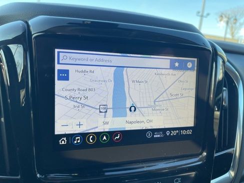 Used 2021 Chevrolet Traverse LT w/ LT Premium Package image 8