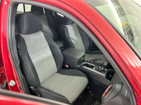 Used 2021 Toyota Tacoma TRD Off-Road image 24