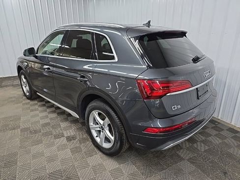 Used 2024 Audi Q5 2.0T Premium w/ Convenience Package image 9