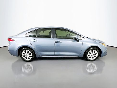 Certified 2025 Toyota Corolla LE FWD image 4