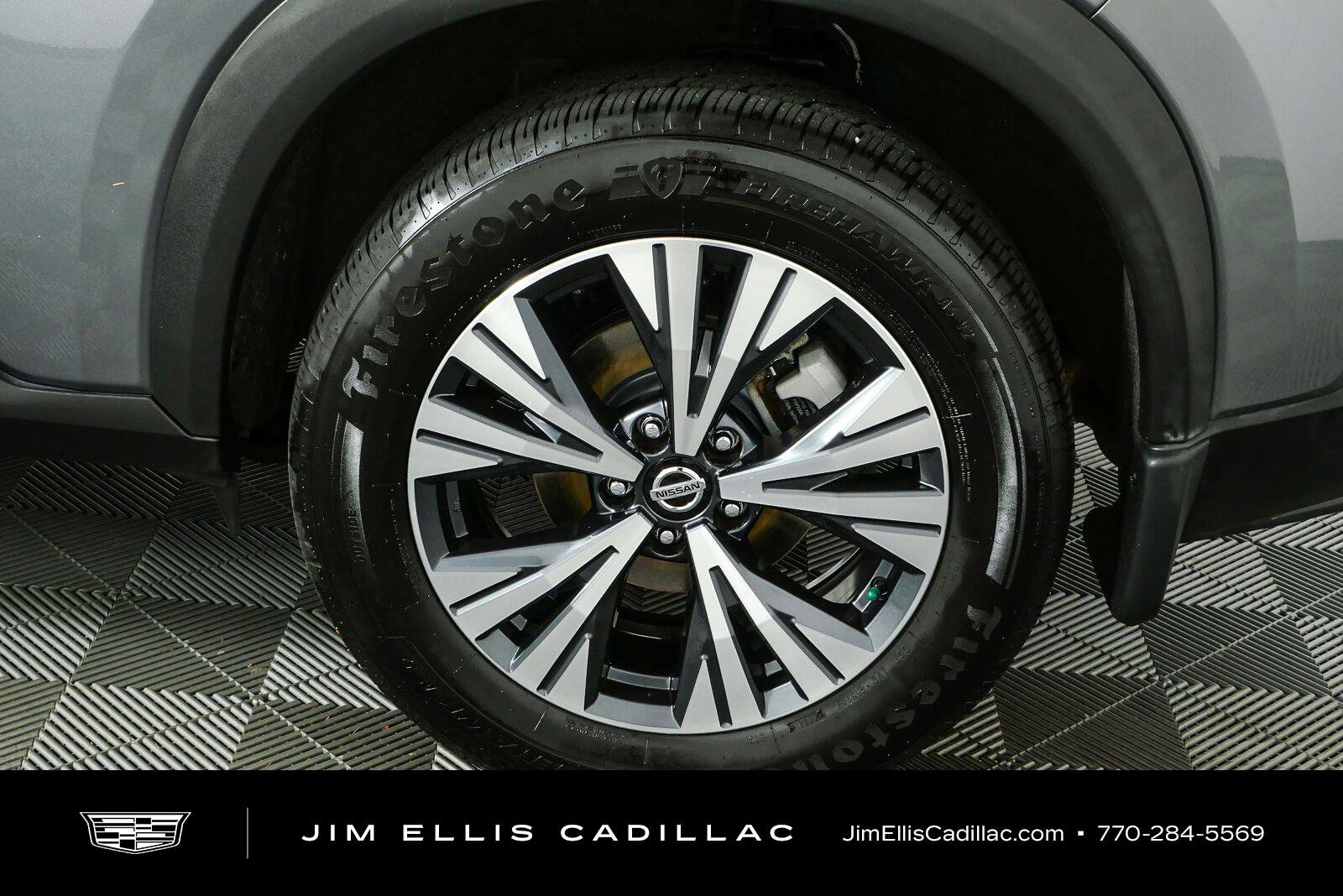 Used 2021 Nissan Rogue SV w/ Premium Package FWD image 38