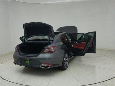 Used 2025 Genesis G70 2.5T w/ Sport Prestige Package image 74