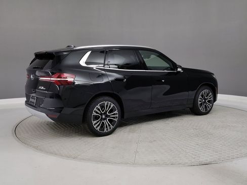 Used 2026 BMW X3 xDrive30i w/ Convenience Package AWD/4WD image 6