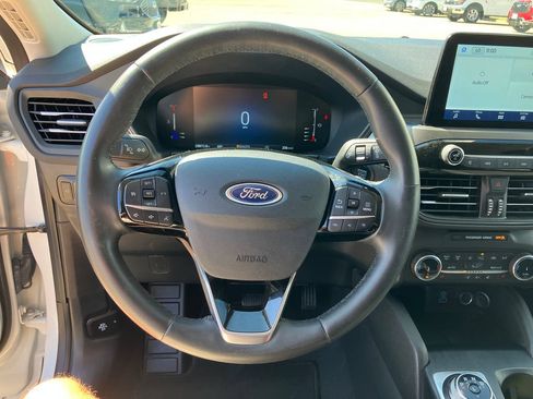 Used 2023 Ford Escape Active AWD/4WD image 10