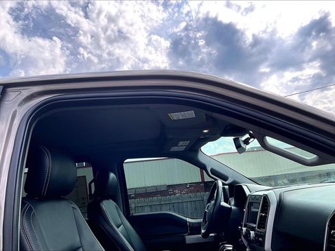 Used 2019 Ford F150 Lariat w/ Equipment Group 502A Luxury AWD/4WD image 24