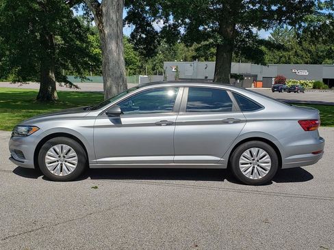 Used 2019 Volkswagen Jetta S FWD image 2