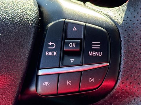 Certified 2025 Ford Escape ST-Line image 25