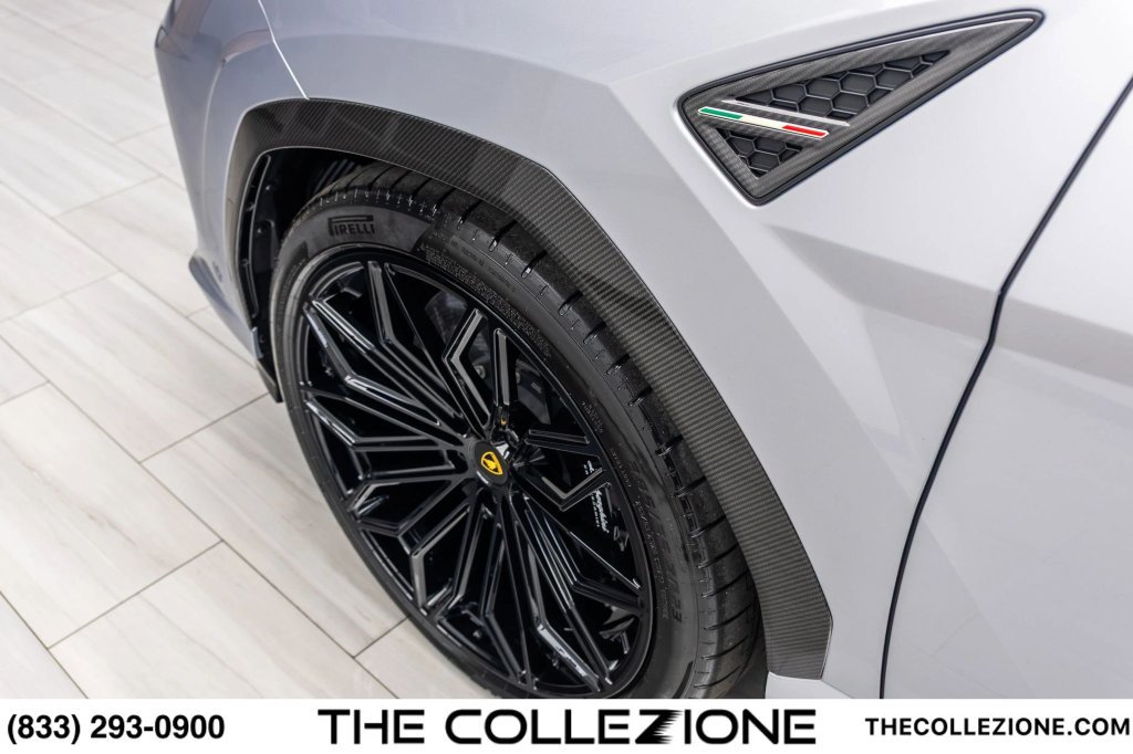 Used 2026 Lamborghini Urus SE AWD/4WD image 12